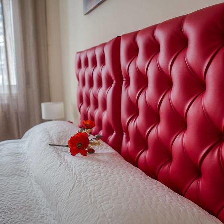 Desiderio Di Roma Hotel Bagian luar foto