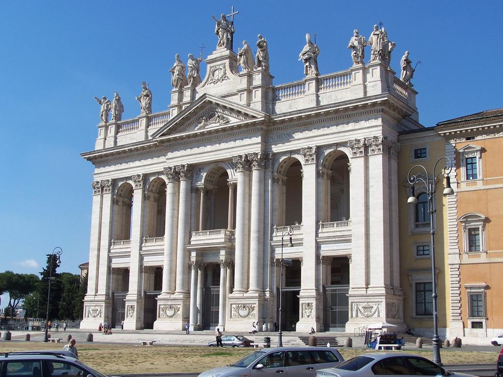Desiderio Di Roma Hotel Bagian luar foto