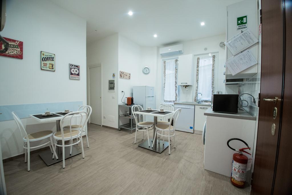 Desiderio Di Roma Hotel Bagian luar foto