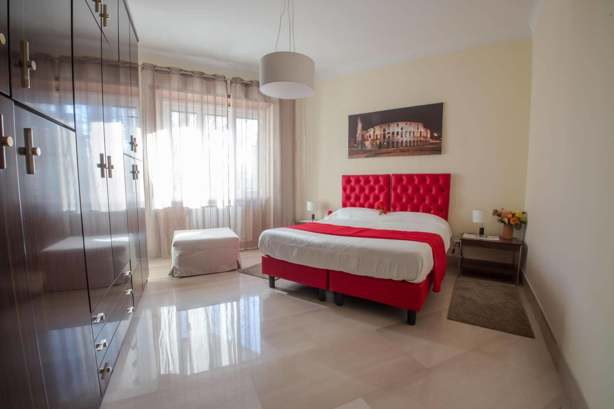 Desiderio Di Roma Hotel Bagian luar foto