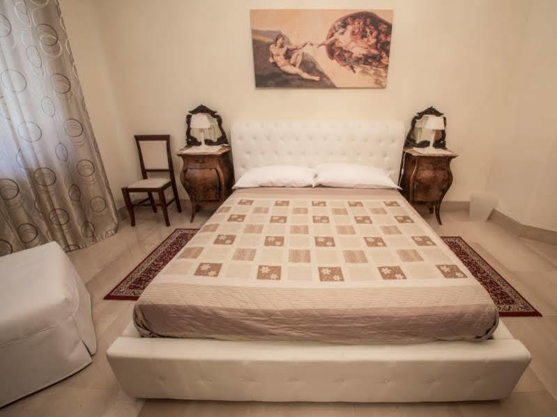 Desiderio Di Roma Hotel Bagian luar foto